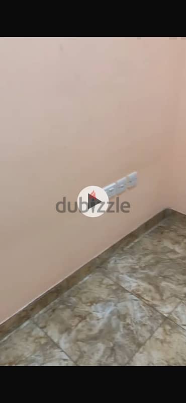 flat in Ruwi for rent 1