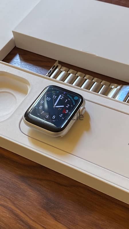 Apple whatch se2 0