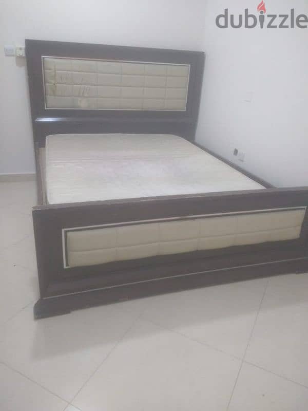 furnish room/bed space on monthly/weekly/daily rent in Ghubra 6