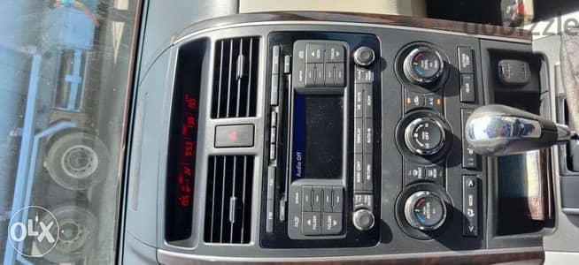 Mazda CX-9 CD player in mint condition