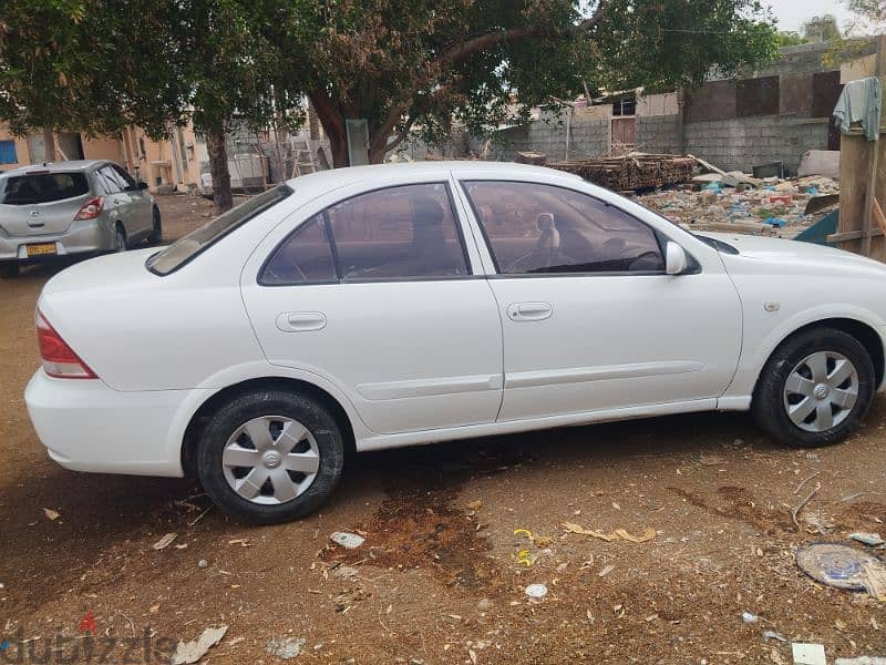 Nissan Sunny 2012 0