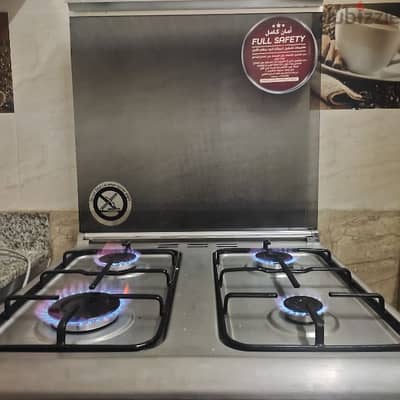 cooker with oven work with gasطباخ مع فرن يعمل بالغاز