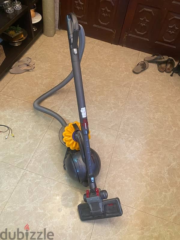 Dyson Vaccum cleaner 1