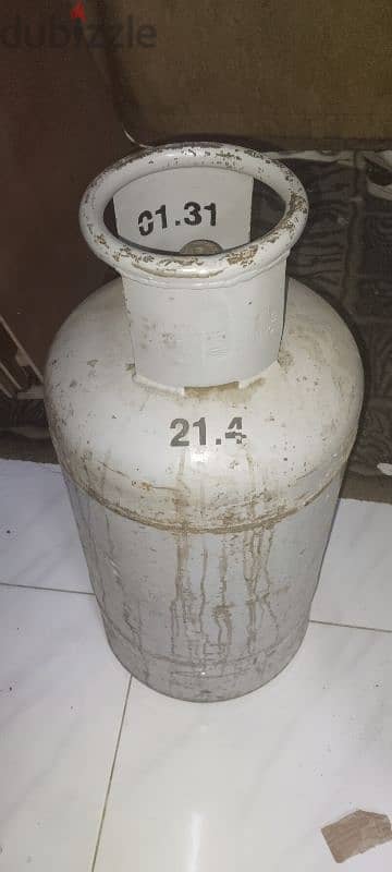 gas cylinder