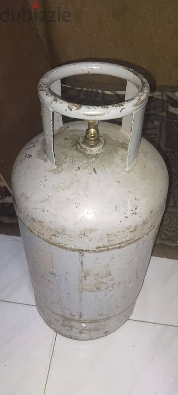 gas cylinder 1