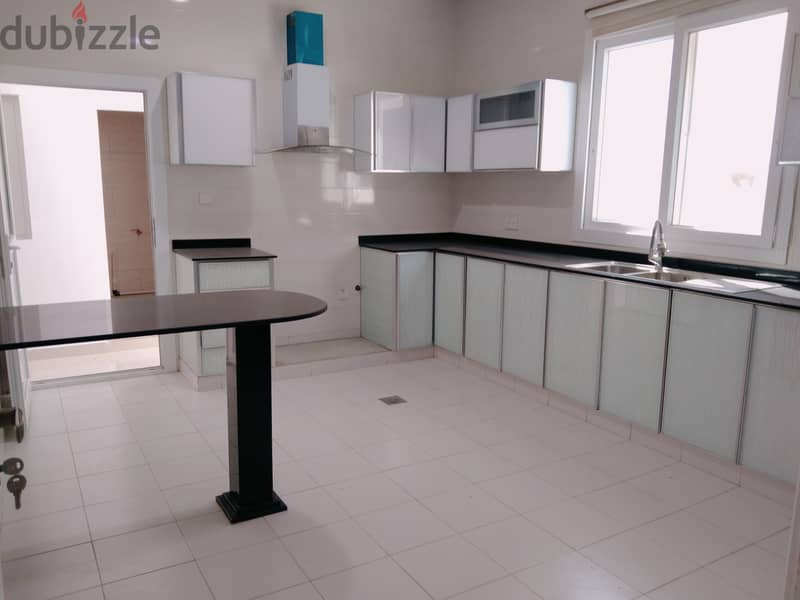 4ME25 / 5 Bhk Spacious Villa For Rent In Ansab Height 2