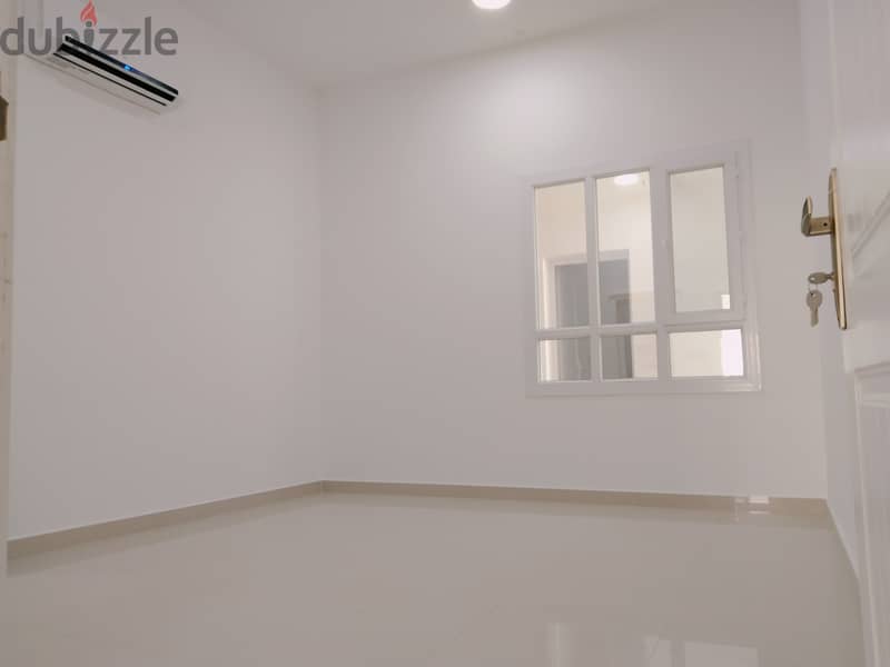 4ME25 / 5 Bhk Spacious Villa For Rent In Ansab Height 3