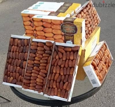 Libyan Dates very low price available