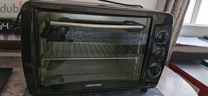 Black & Decker TRO55 1500-Watt 35-Litre Toaster Oven 0