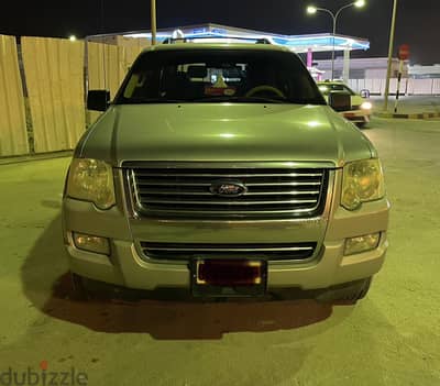 Ford Explorer 2010 XLT