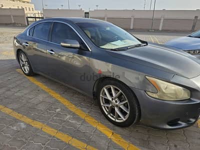 Nissan Maxima 2011