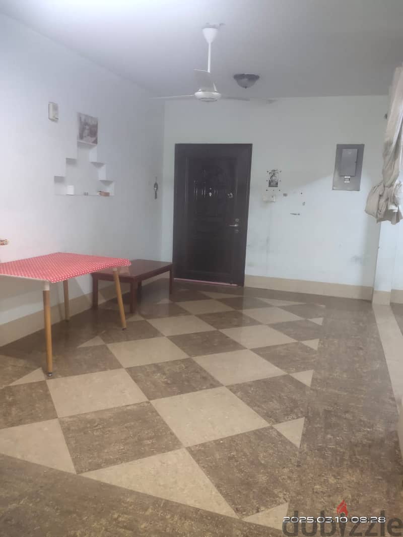 Room with toilet  and shared kitchen with  and hall available for rent 2