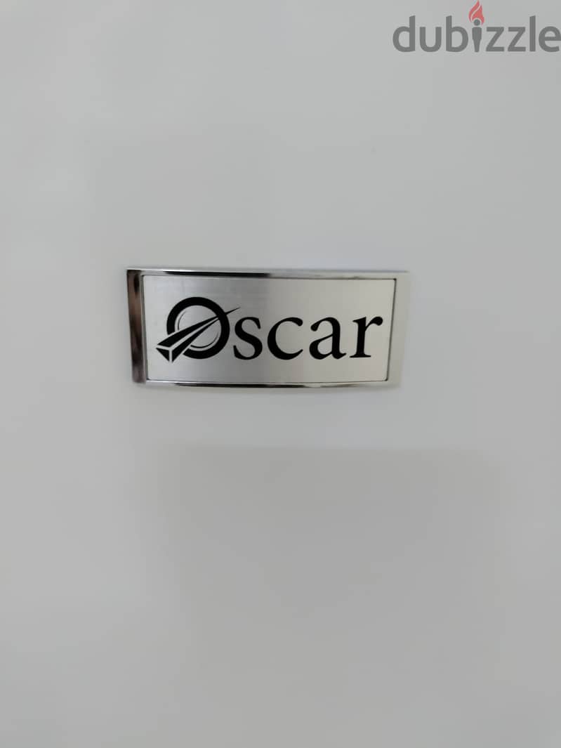 Oscar Refrigerator, Model ORF 200 DF HW 2