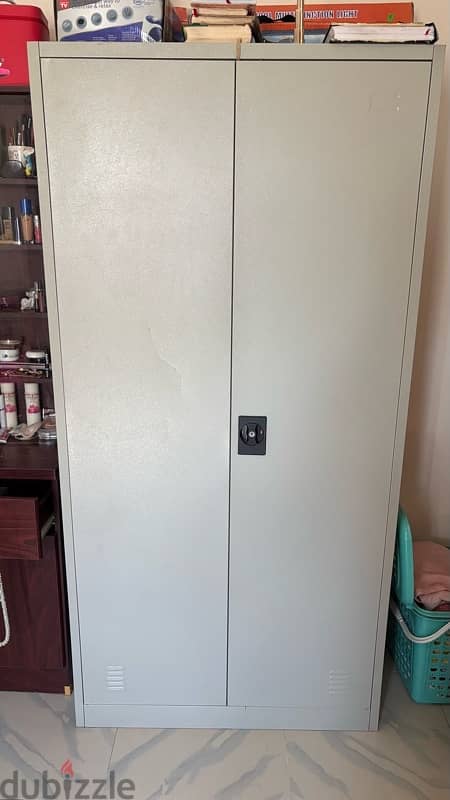 Metal Cupboard in an excellent condition 0