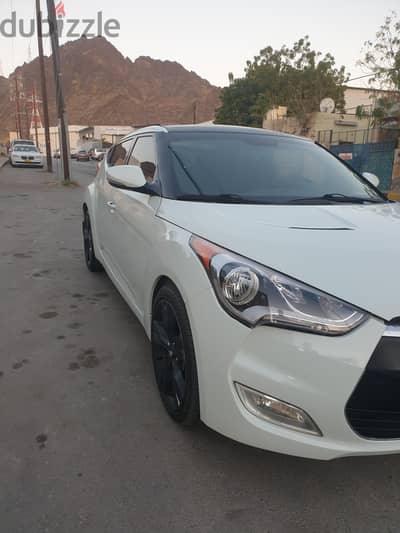 Hyundai Veloster 2013