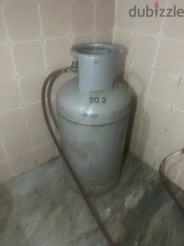 Gas Cylinder & Kitchen Stove 0