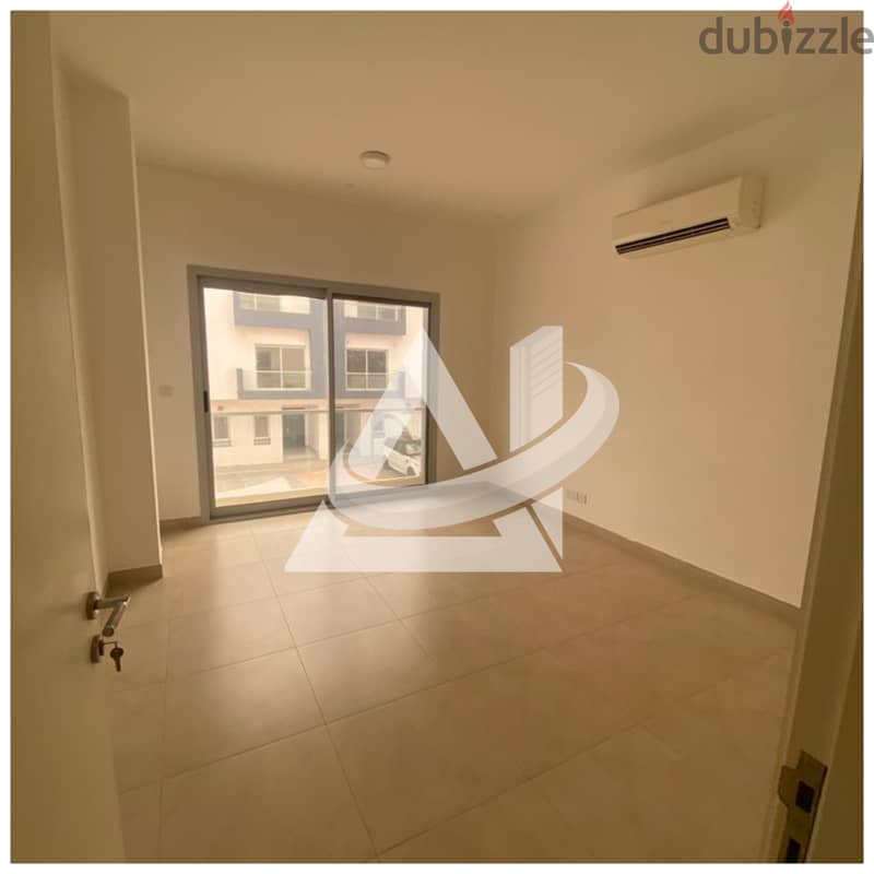 ADV142*4BHK Villa +Miad for rent in Al Hail north 4