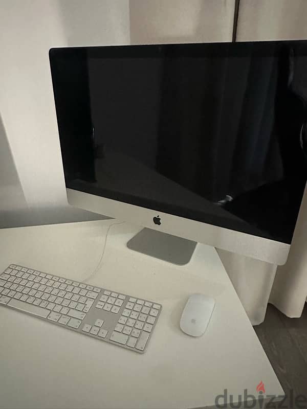 27 inch 2017 model iMac including keyboard and mouse 0