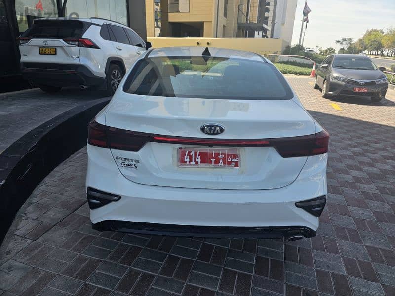 rent a car muscat alghubra  تأجير سيارات مسقط 5