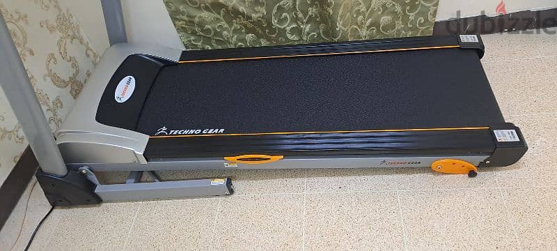 Treadmill 2Hp Like new (Can be Delivere also for Serious buyer) 3