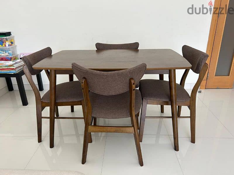 Dinning Table with 4 chairs 3