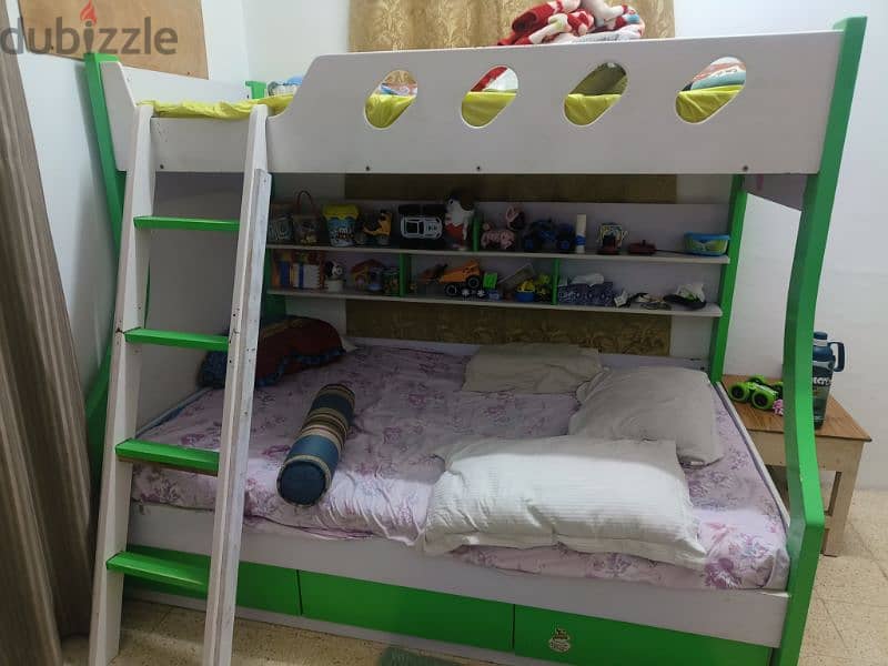 Kids bed for sale 1