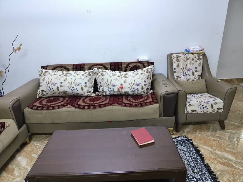 Good condition sofa set - urgent sale 2