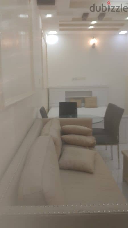 Stylish 1BhK Fully furnished in Alkhuwair شقة مؤثثة بالخوير غرفة وصالة 10