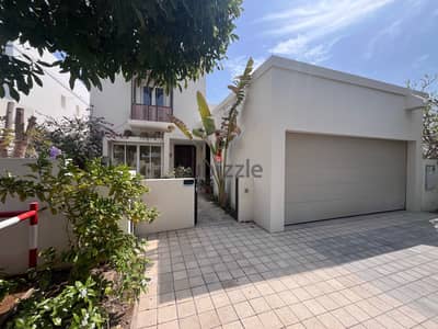 4 BR + Maid’s Room Luxury Villa in Al Mouj