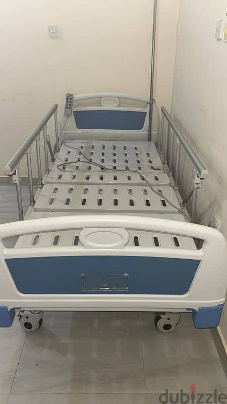 electric. patient. bed.  sale 3