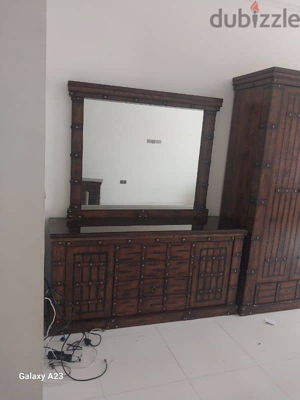 dressing table for sale 0