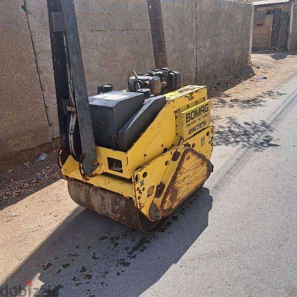 Roller for Rent and reapring ( muscat Al Hail) 8