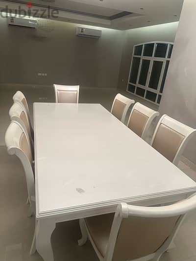 dinning table