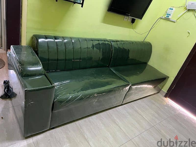 Sofa set in perfect condition 1