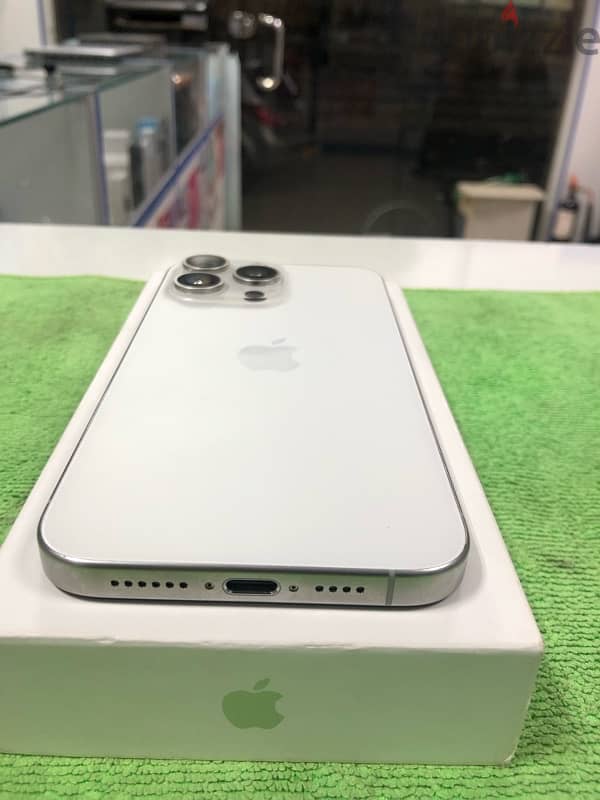 IPhone 15 pro max 256gb 7