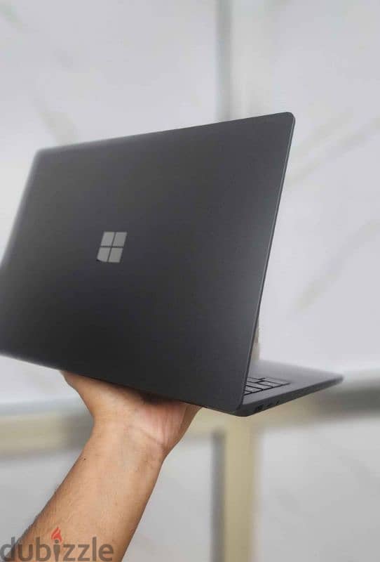 Microsoft Surface laptop 3 i5 10th gen 2