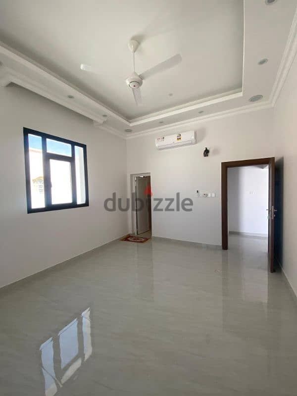 villa for rent , quriyath, hay al dhahir 1