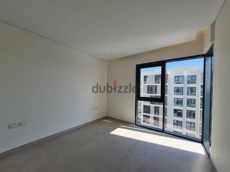 1 BR Fantastic Apartment in Al Mouj with Amenities 7