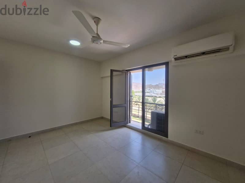 2 BR Lovely Flat Located in Ruwi 8