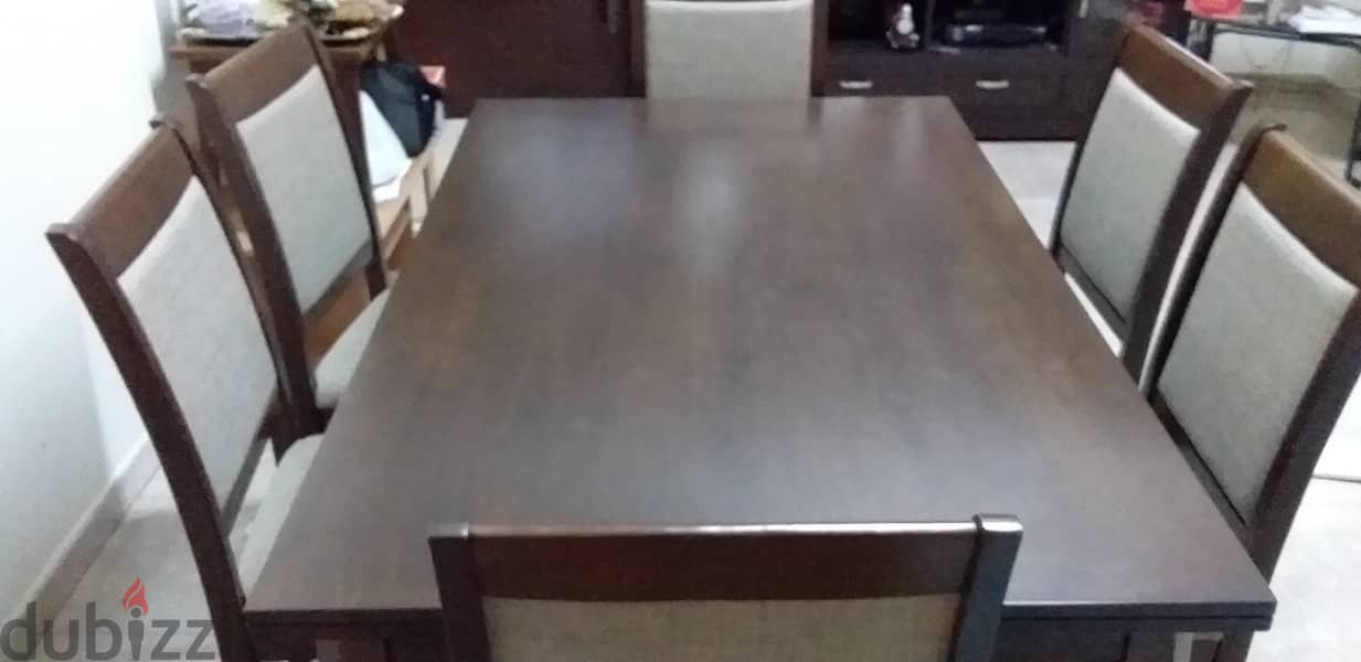 well maintained furniture items 4