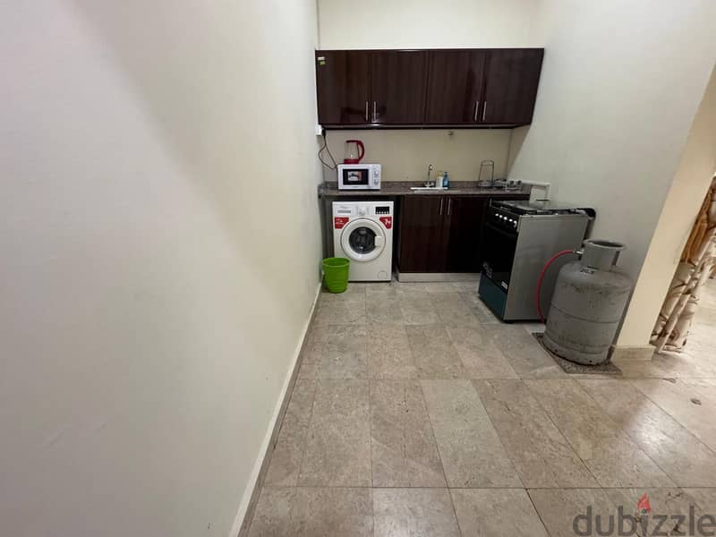 Golden opportunity for rent Al Khuwair 33 1 BHK furniture Near Saeed B 6