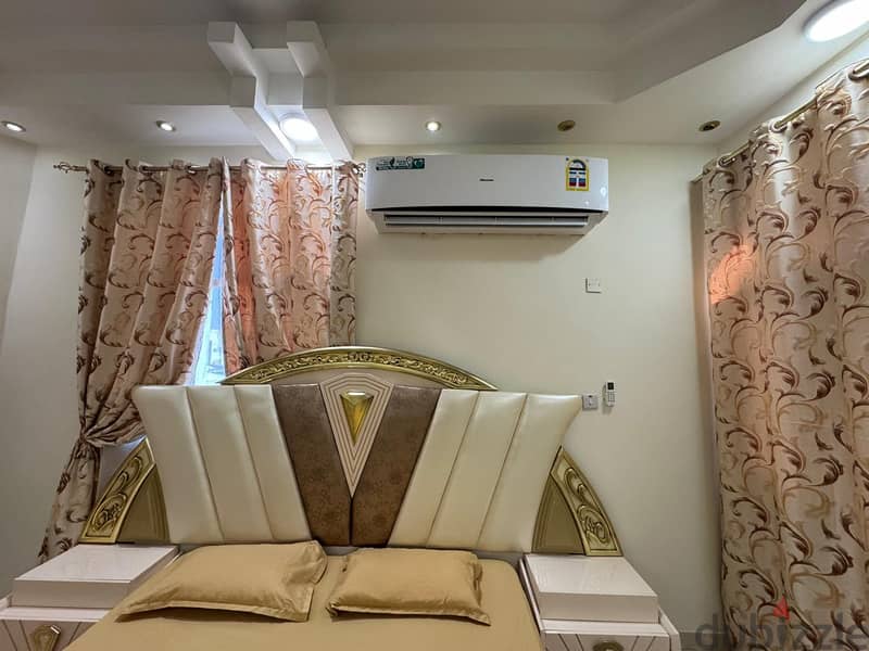 Golden opportunity for rent Al Khuwair 33 1 BHK furniture Near Saeed B 11