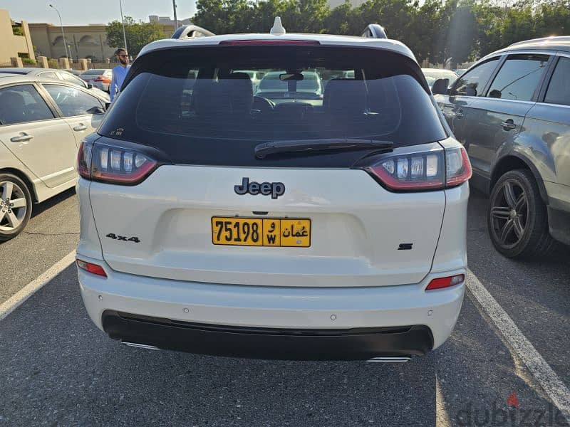 Jeep Cherokee 2019 0