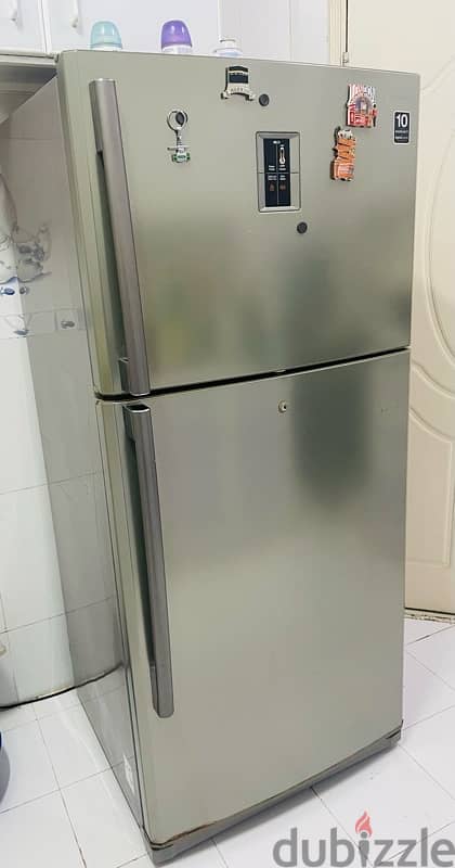 Samsung 700 litres fridge in good working condition for sale 0