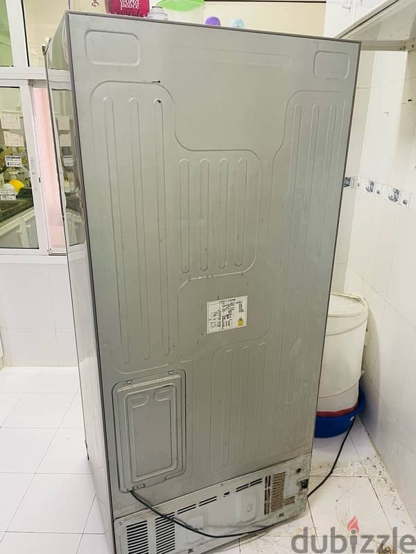 Samsung 700 litres fridge in good working condition for sale 5