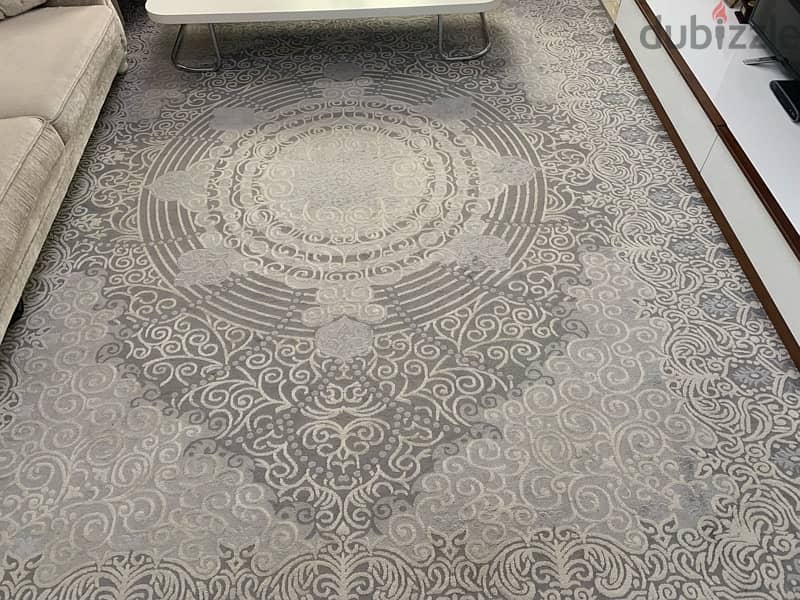 GREY CARPET FOR SALE 3