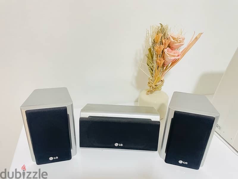 LG speakers 2