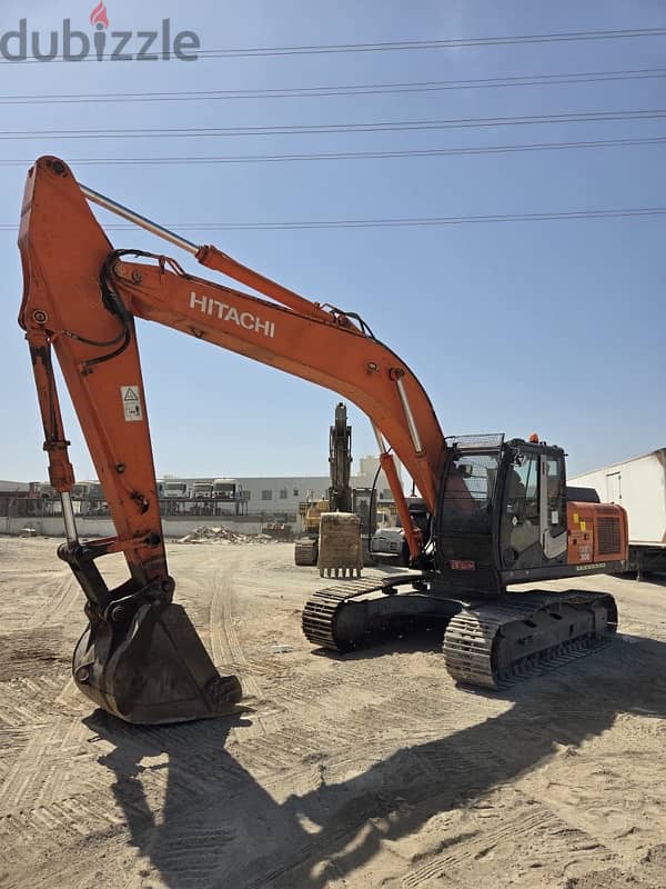 Hitachi excavator 240 with breaker 0