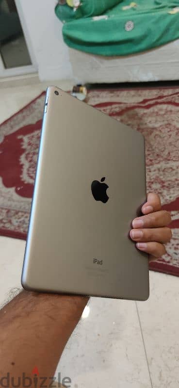 iPad air 2 64gb very good condition 2