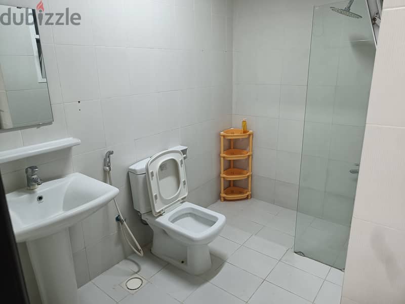 Single room with attached bath & kitchen near Oman post Azaiba 120 OMR 3